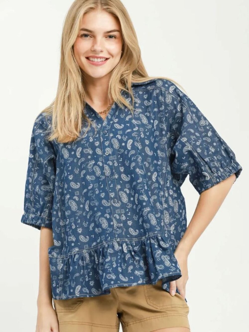Umgee Paisley Print Chambray Top NWT🛍️
